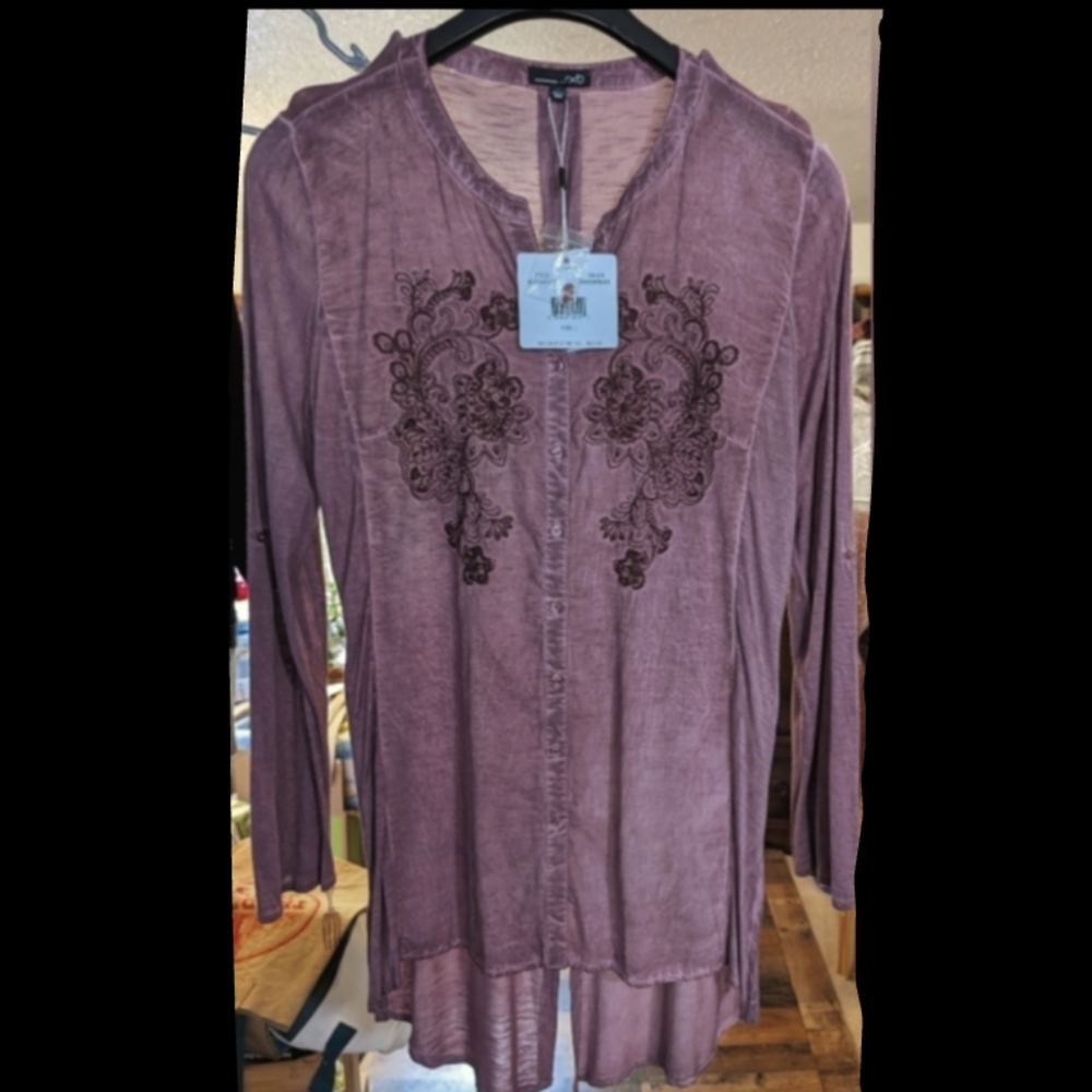 NWT rxb  Button Down